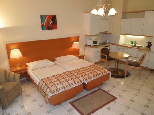 Bed & Breakfast Continental Hotel-pension