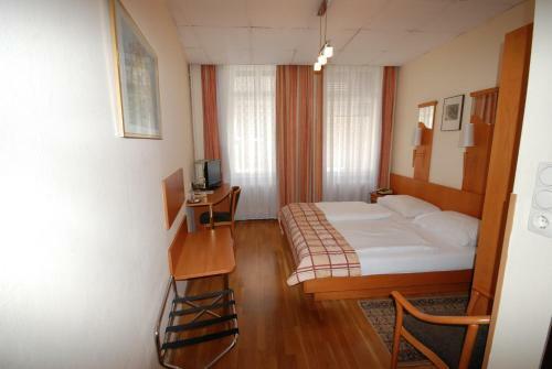 Bed & Breakfast Continental Hotel-pension