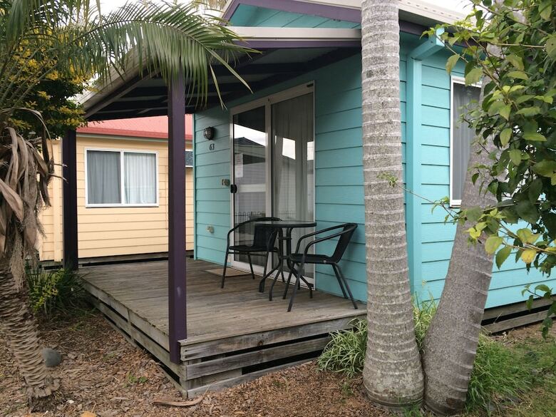 Smugglers Cove Holiday Village