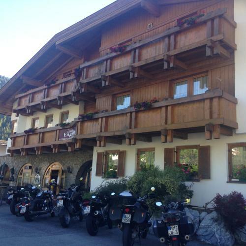 Hostal Landhaus Engadin