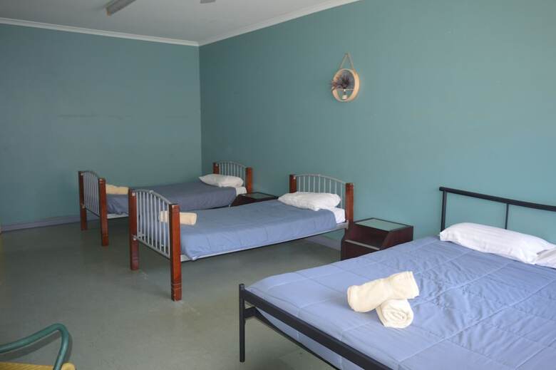 Motel Buzers