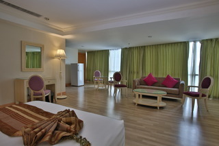 Hotel Crown Regency  Y Torre-suite Corner