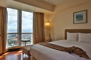 Hotel Crown Regency  Y Torre-suite Corner