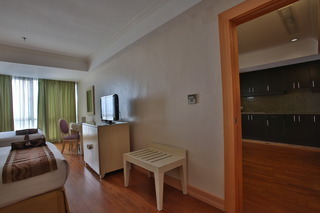 Hotel Crown Regency  Y Torre-suite Corner