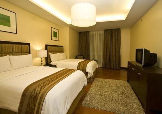 Hotel Crown Regency  Y Torre-suite Corner