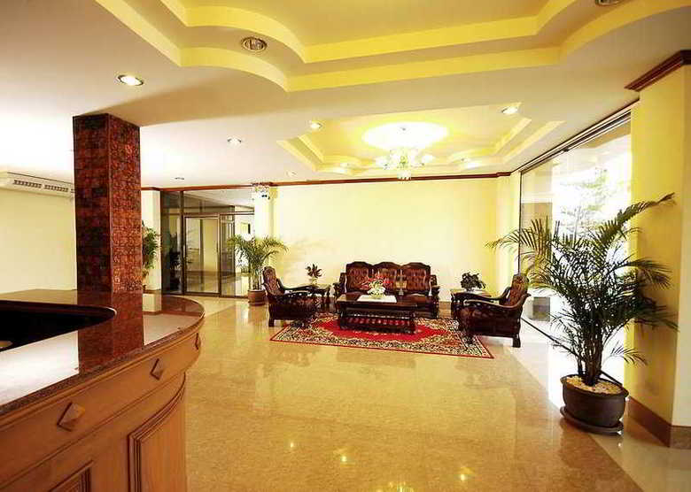 Sripet Hotel