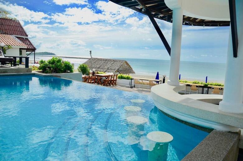 Hotel Al's Resort