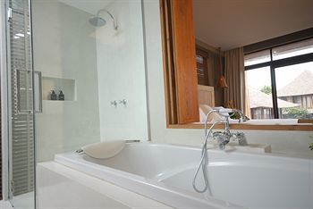 Hotel Silavadee Pool Spa Resort