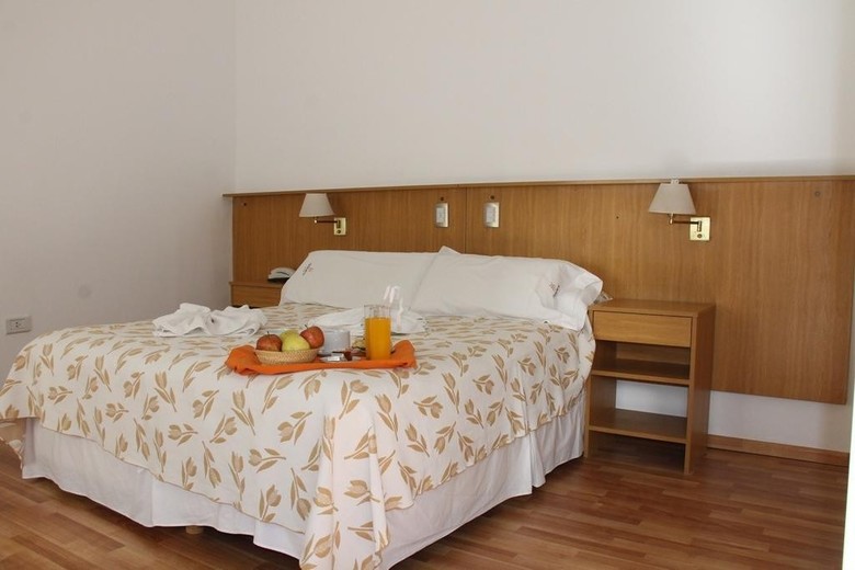 Hotel Hostal Del Sol Spa
