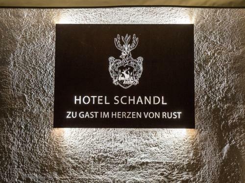 Hotel Schandl ***s