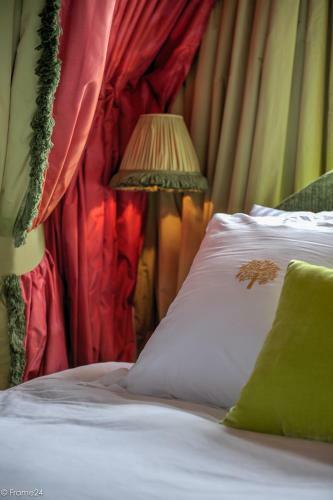 Bed & Breakfast Exclusive Suites The Secret Garden
