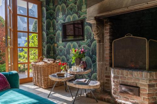 Bed & Breakfast Exclusive Suites The Secret Garden