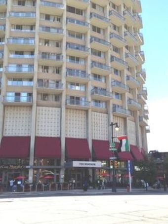 Hotel The Windsor Suites