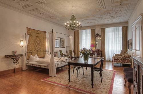 Hotel Orph�e