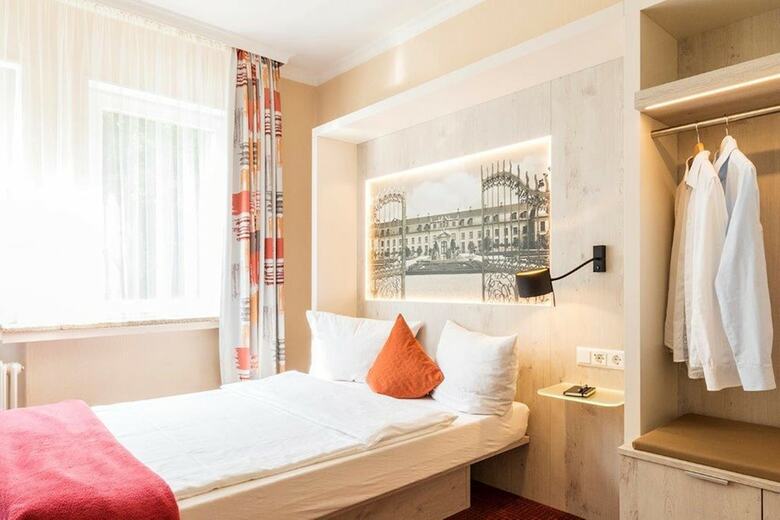 Hostal Hotel Elisabetha Garni