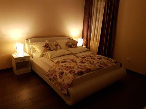Hostal Promenade Inn