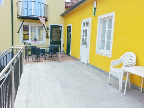 Hostal Pension Weisses Lamm