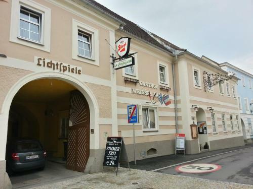 Hostal Pension Weisses Lamm