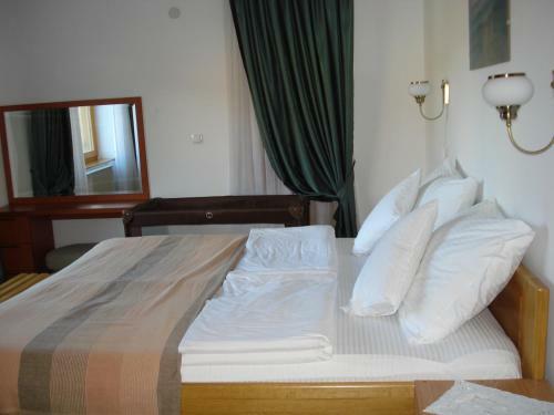 Hostal Villa UNA