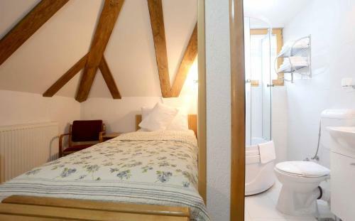 Hostal Villa UNA