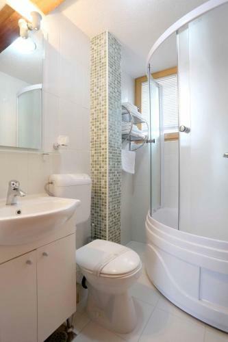 Hostal Villa UNA