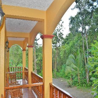 Tres Banderas Hotel(hdo)