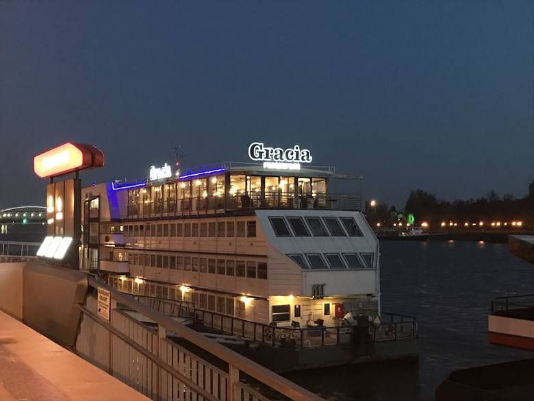 Hotel Botel Gracia