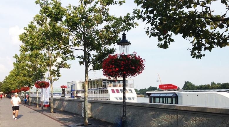 Hotel Botel Gracia