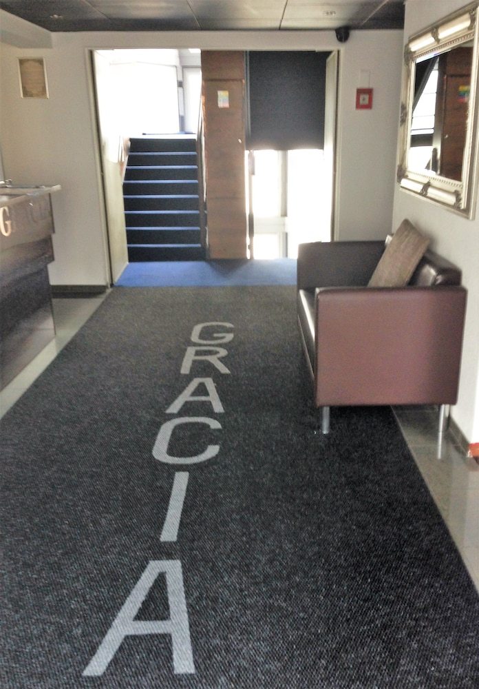 Hotel Botel Gracia