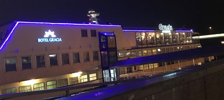 Hotel Botel Gracia
