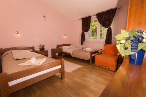 Hostal Villa Petra