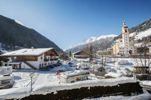Aparthaus Camping Stubai