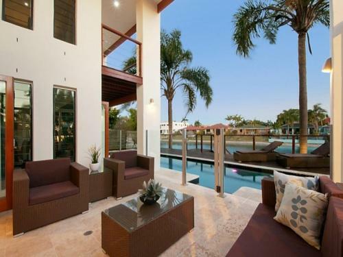 The Villa-whole House 6 Bedrooms 3 Bathrooms