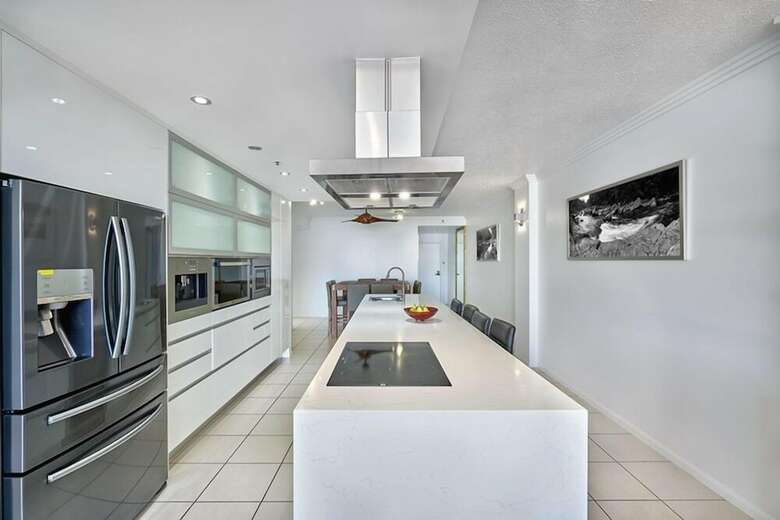 Centrepoint Apartments