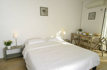 Astor Hotel