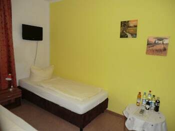 Hostal Hotel Pension Haydn