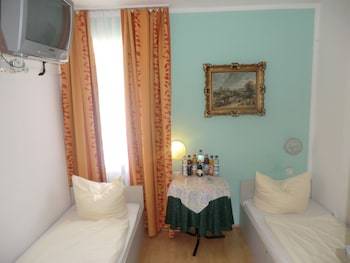 Hostal Hotel Pension Haydn