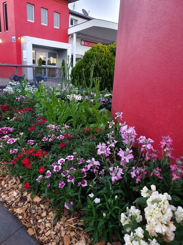 City Golf Club Motel