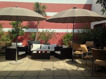 Hotel C�t� Patio