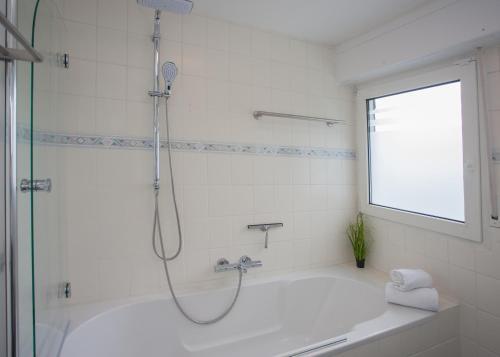 Apartment Astenweg 11
