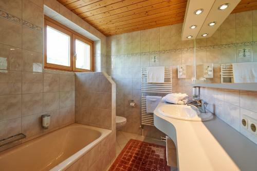 Hostal Pension Bergland