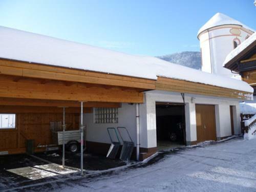 Ferienhaus J�gerh�usl
