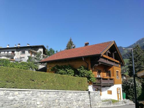 Ferienhaus J�gerh�usl