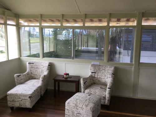 Redcliffe Holiday Let
