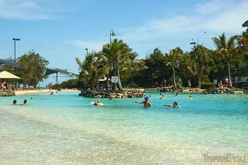 Redcliffe Holiday Let