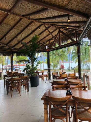 Apartamento Linda Suite Ilha Flat Hotel