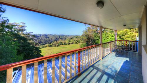 The Avenue At Montville Gracious House