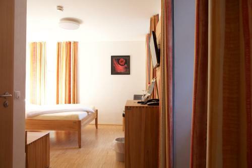 Hotel & Cafe�ritter Von B�hl