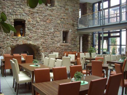 Hotel & Cafe�ritter Von B�hl