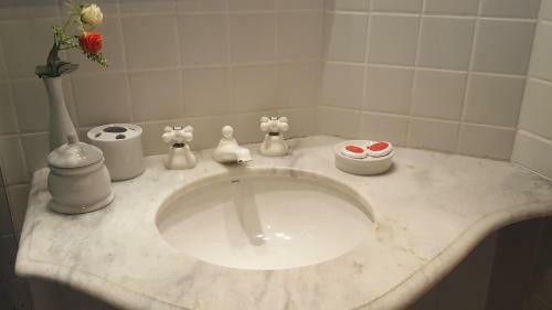 Bed & Breakfast Pousada Ti� Sahy